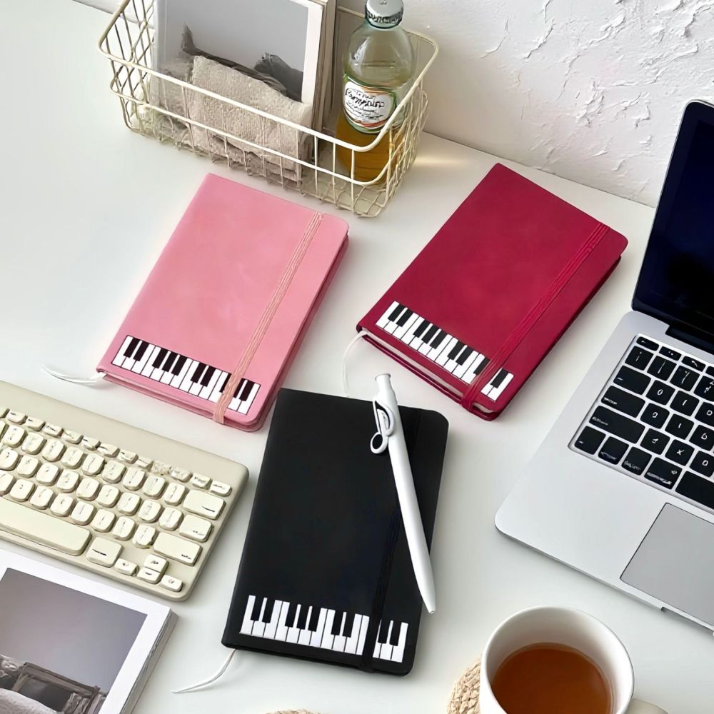 Music Theme Notebook Piano Sty - Blank Sheet Music Notebook 评论和价格